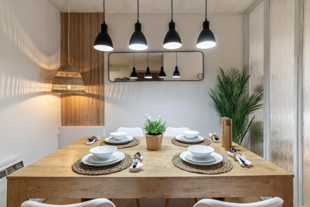 Silver Stone Suite - In The Heart Of Aberdeen Esterno foto